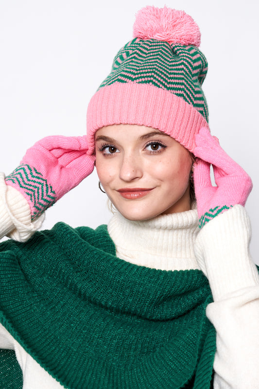 Zig-Zag Ribbed Beanie With Pom