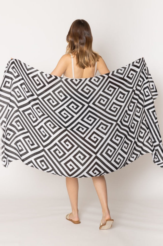 Geometric Print Scarf