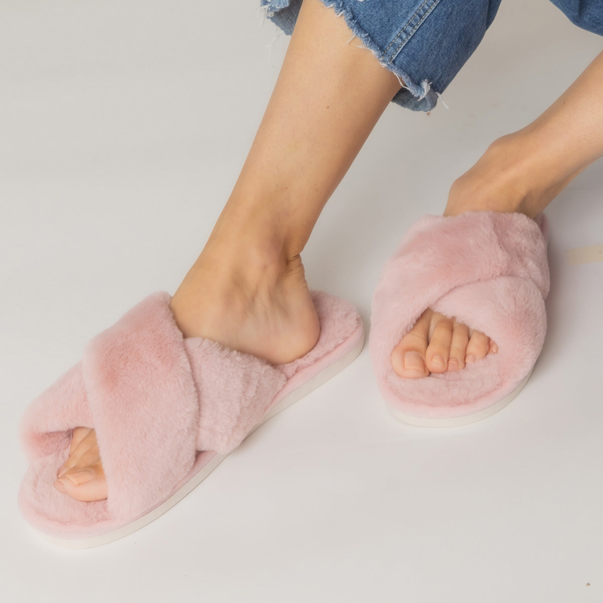 Cross Faux Fur Slippers (mix pack)