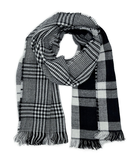 Reversible Plaid Scarf With Frayed Edge
