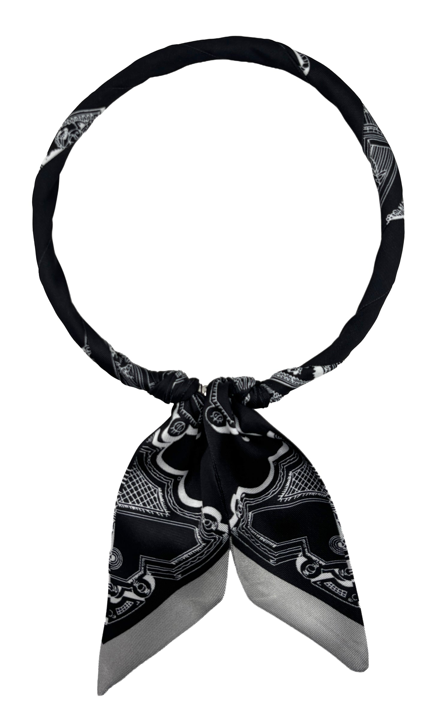 Magnetic Closure Print Scarf Necklace