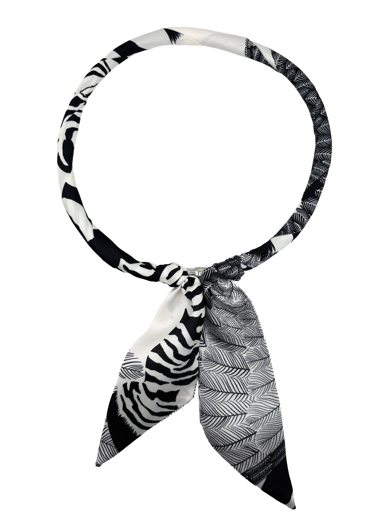 Magnetic Closure Print Scarf Necklace