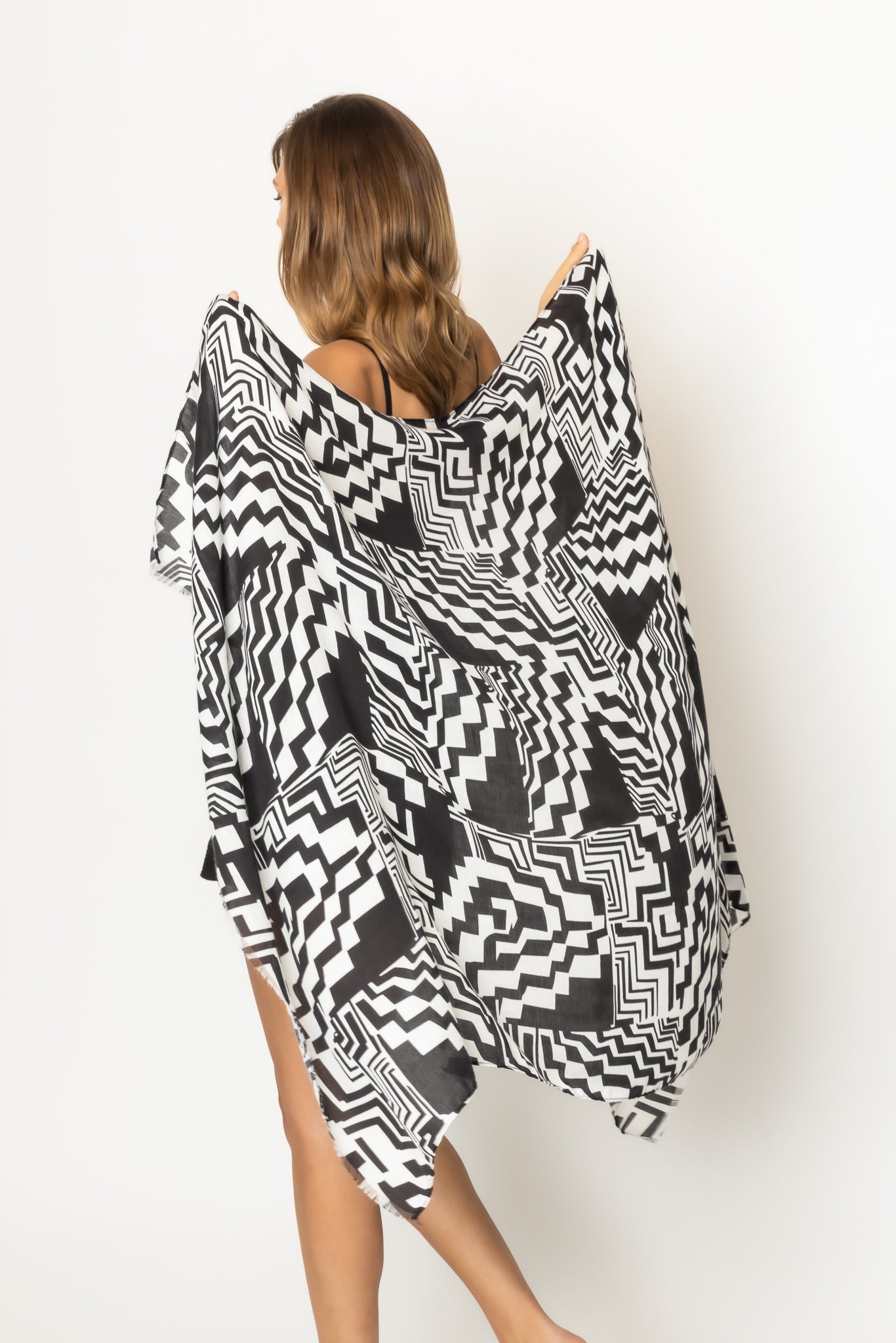 Geometric Print Scarf